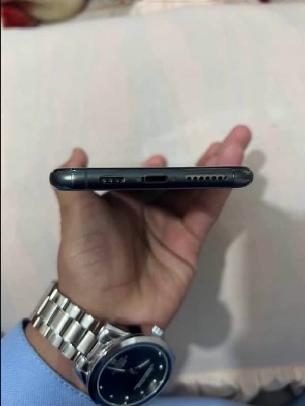 iPhone 11 Pro Max 64 gb waterproof 1