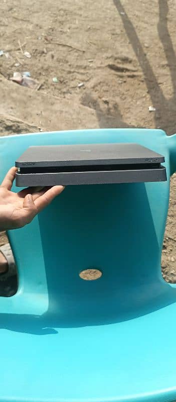 ps4 slim 500 GB hard with games 5