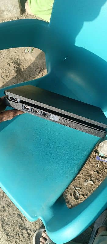 ps4 slim 500 GB hard with games 8