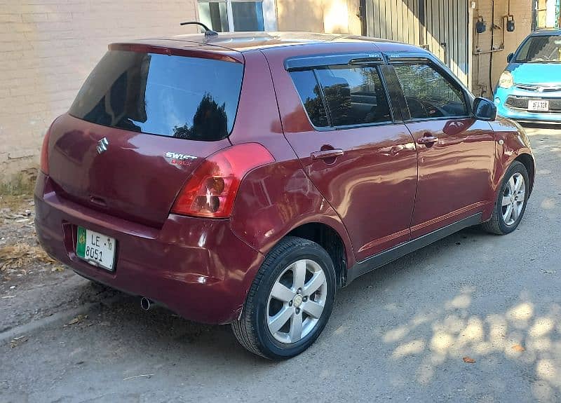 Suzuki Swift 2010 DLX 11