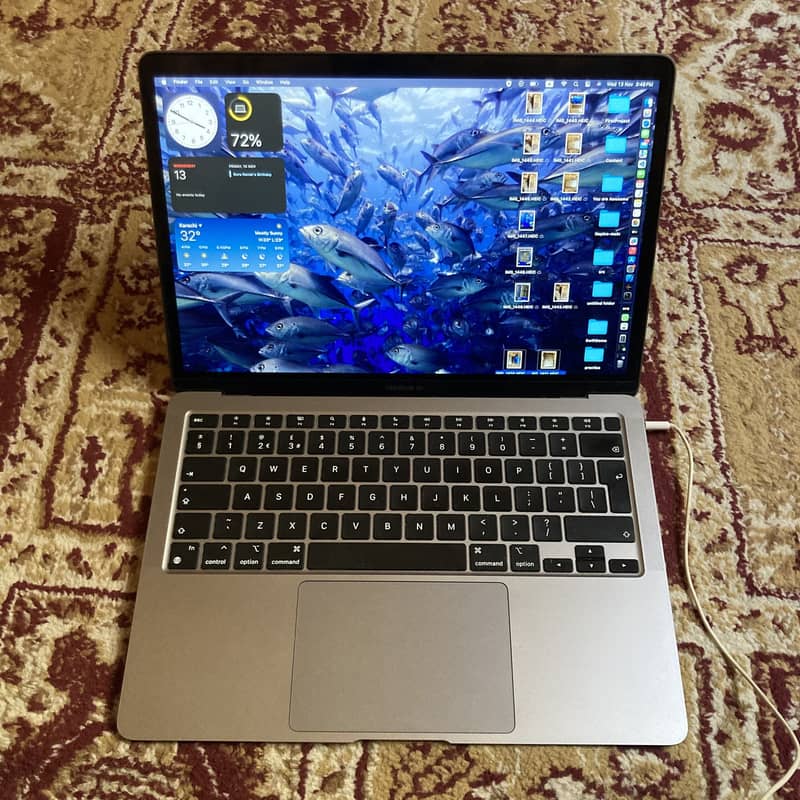 Macbook Air M1 8/256 0