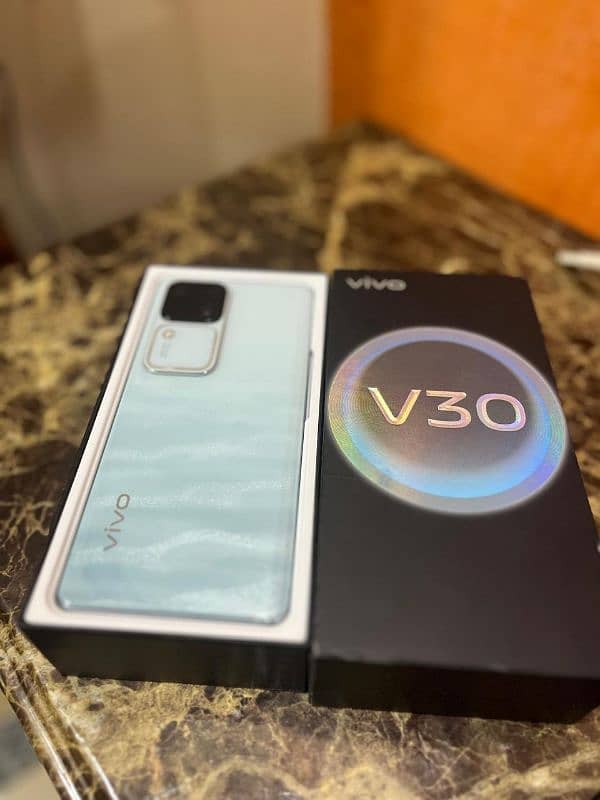 vivo v30 12 GB 256 GB aqua colour fix price almost 9 month warranty 1