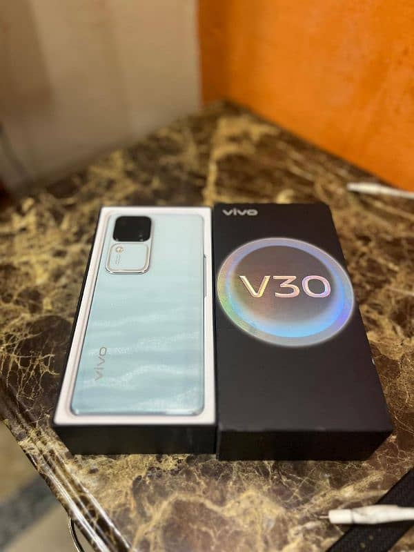 vivo v30 12 GB 256 GB aqua colour fix price almost 9 month warranty 3