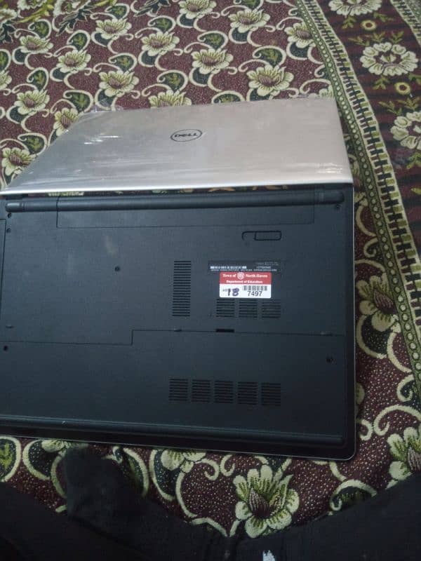 new condition touch screen laptop urgent sell need money 4