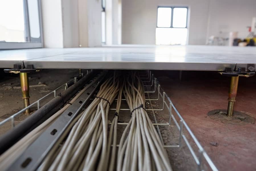 Steel Cement Core Raised Access Floor – Durable & High-Performance 17