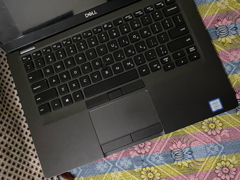 Dell Latitude 5400 7