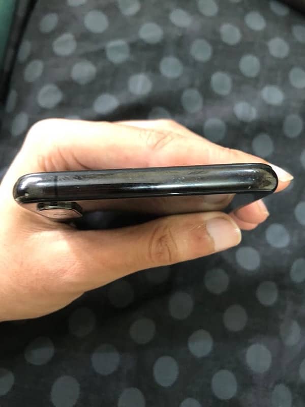 iPhone X 64 gb 2