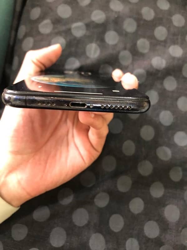 iPhone X 64 gb 5