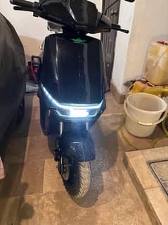 super star electric scooty 2025/SUPER STAR ELECTRIC SCOOTY 2025