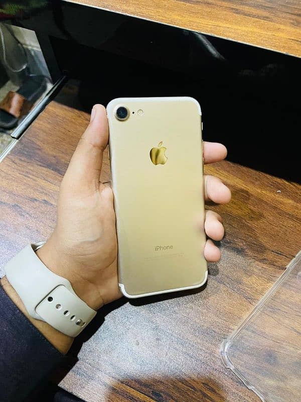 iphone 7 256 gb official pta approved 0