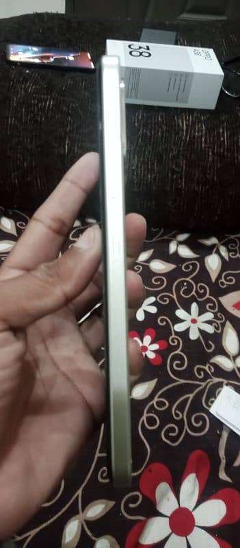 oppo a38 with box 10by10 condition all ok 5