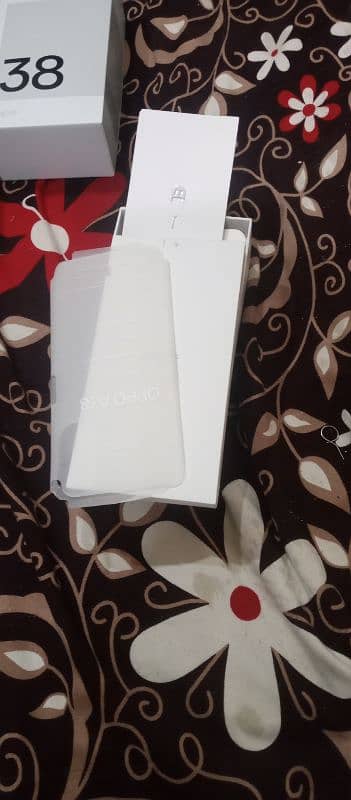 oppo a38 with box 10by10 condition all ok 8