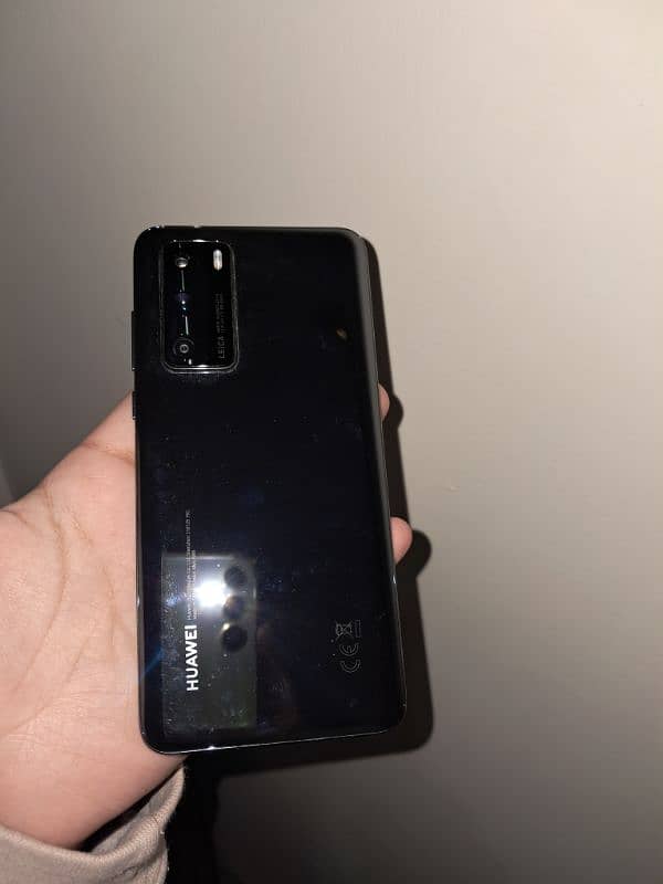 New Condition Huawei P40 for Sale 2