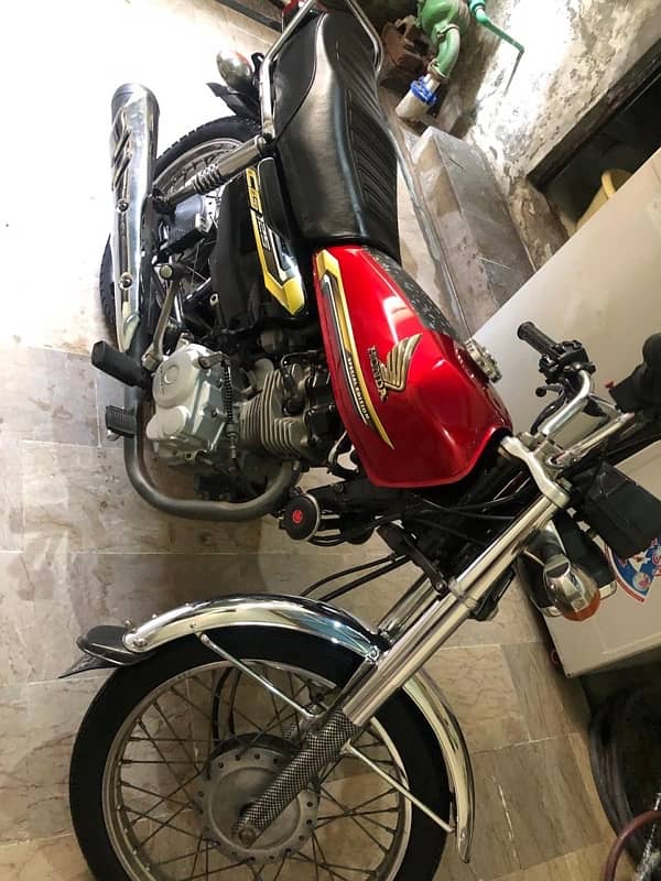 urgent sale Honda 125 special edition 03201808800 1