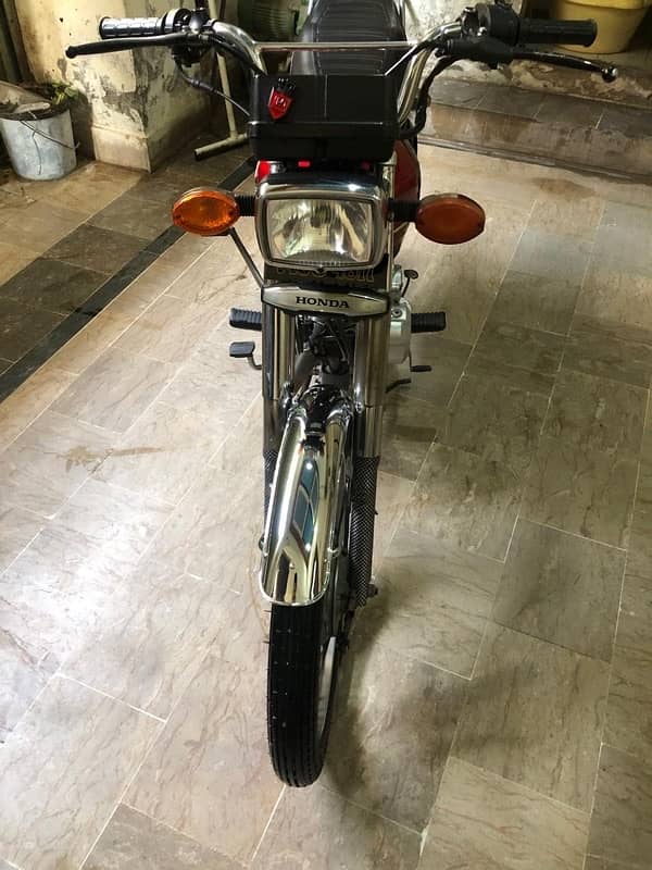 urgent sale Honda 125 special edition 03201808800 2