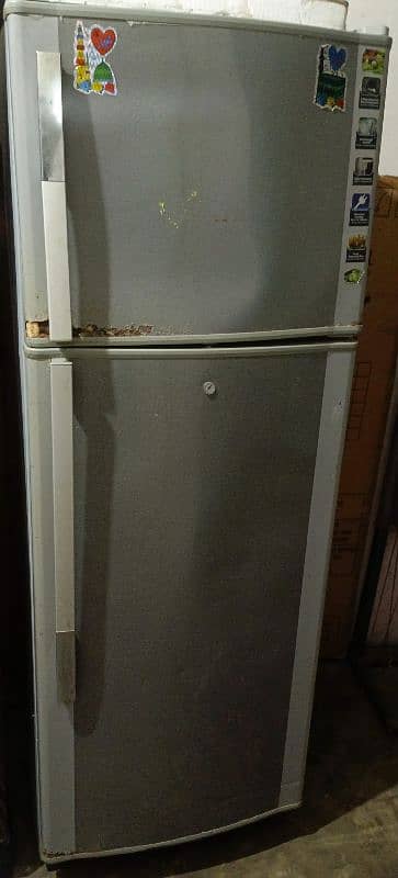 refrigerator 0