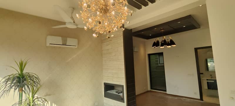 Full Basement 10 Marla Modern Design House AC Installed For Rent In DHA Phase 4 Block-HH Lahore. 100% Orignal Images 3