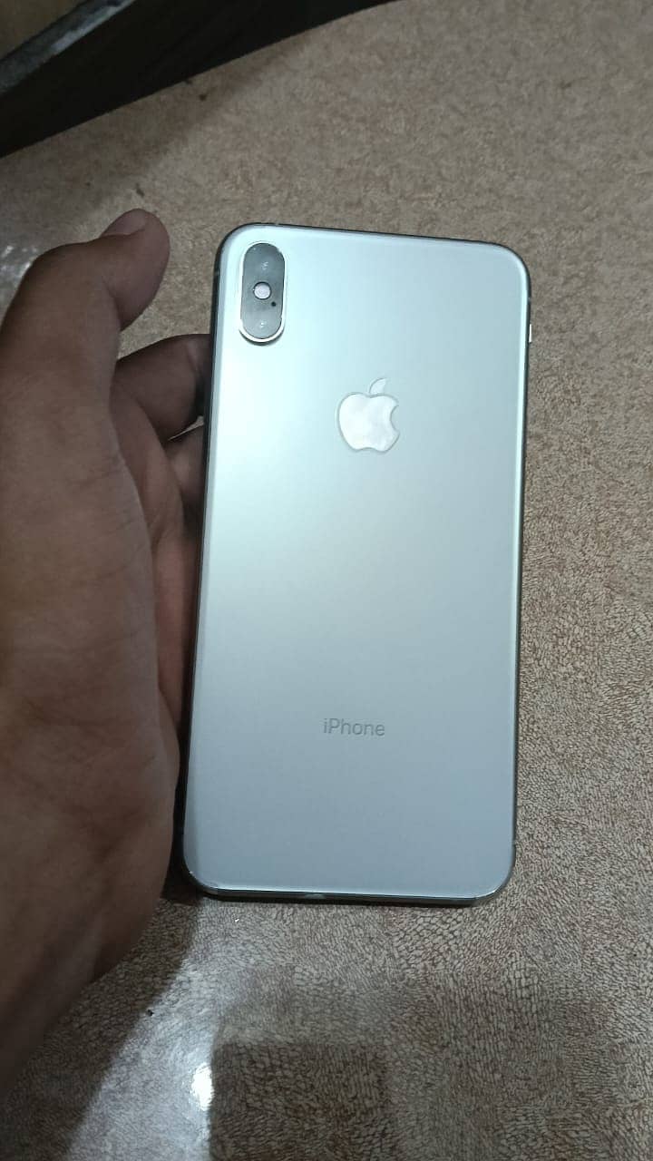 iPhone xs max silver white 0