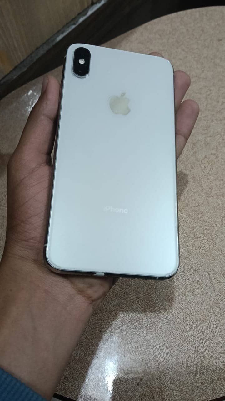 iPhone xs max silver white 5