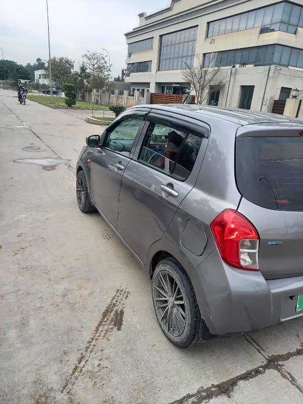 Suzuki Cultus VXL AGS Automatic 3