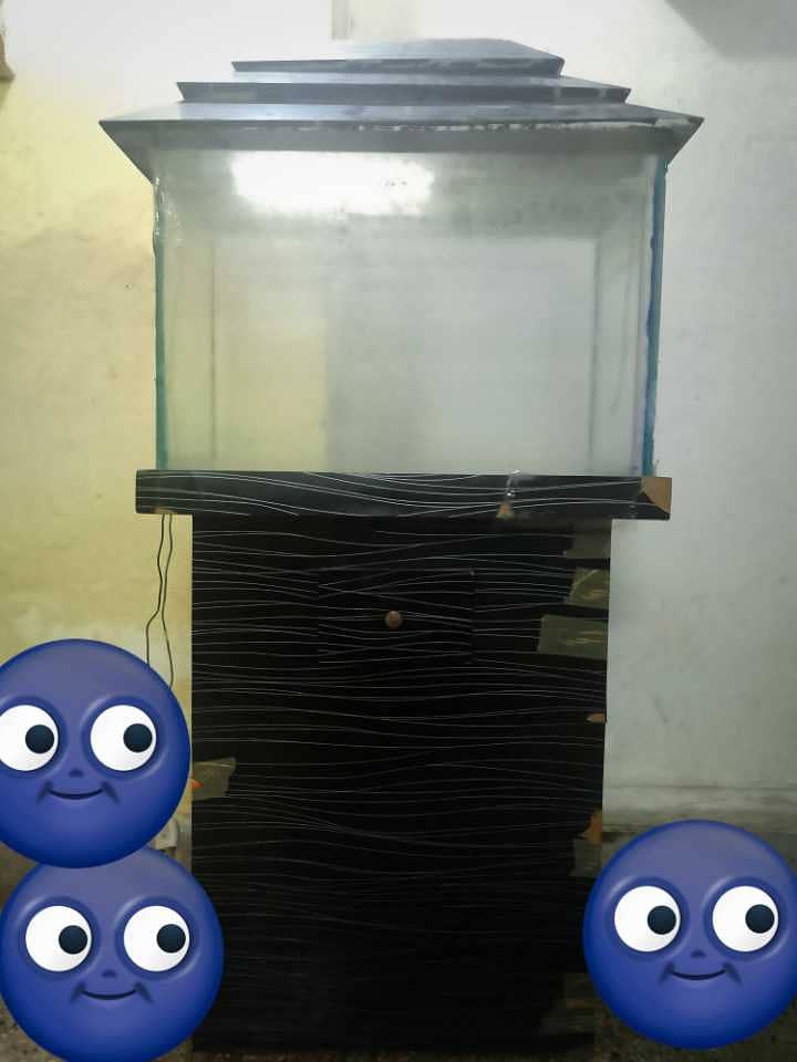 aquarium For sale price 7,000 1