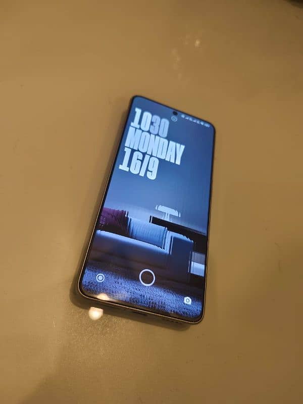 Poco X6 pro 5g    16 ram/512 rom condition 9/10 4