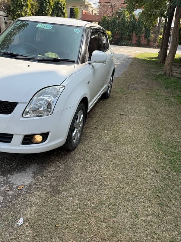 Suzuki Swift 2015 DLX TOTAL GENUINE 4