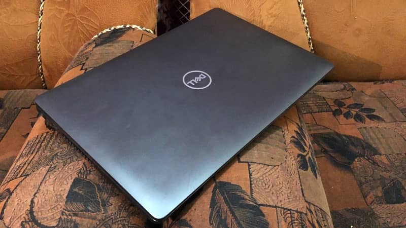 Dell precision 3540 | Intel Core i5 8th Gen | 2 GB Graphic card laptop 6