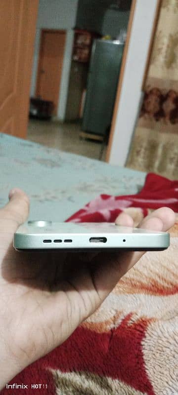 Xiaomi Redmi 13C  6gb ram 128 gb rom 2