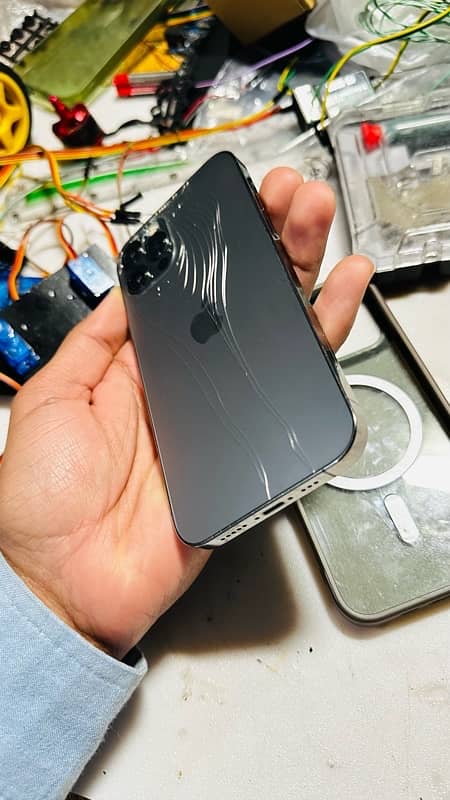 Iphone 12 pro non pta just back break 8