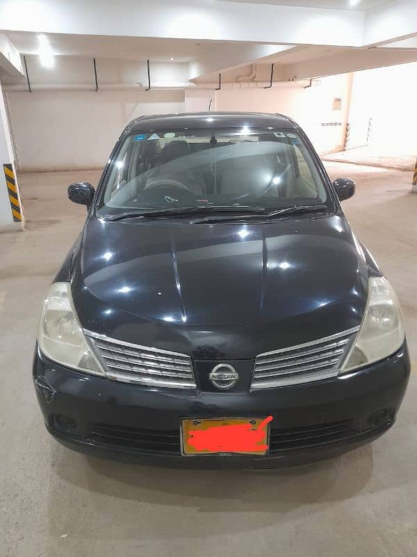 Nissan Tiida 2007 1