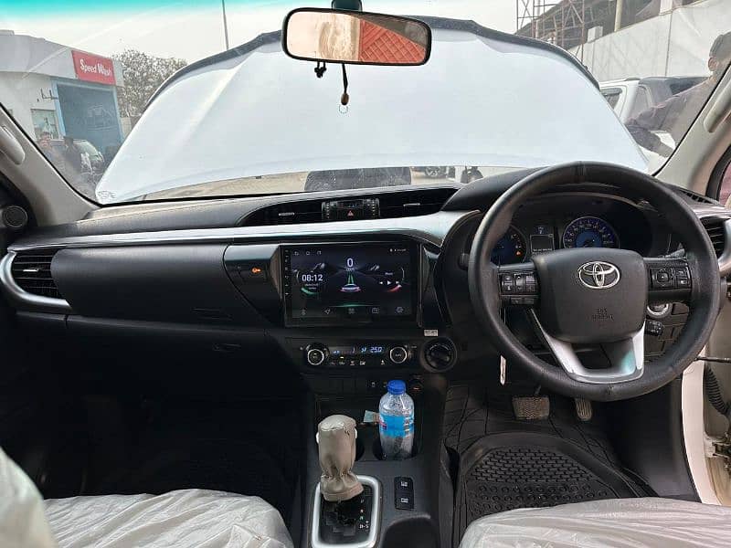 Toyota Hilux 2019 3