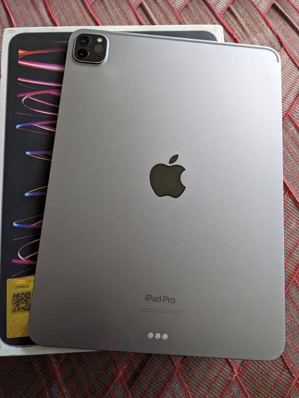 iPad pro 11 inch 4th generation M2 chip 3