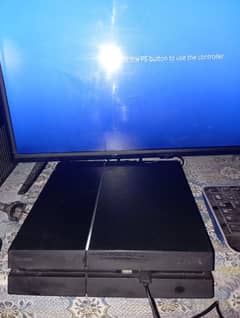 PS4 fat 500gb with 1 new controller