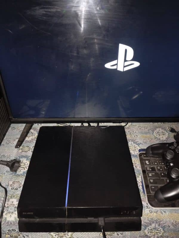 PS4 fat 500gb with 1 new controller 3