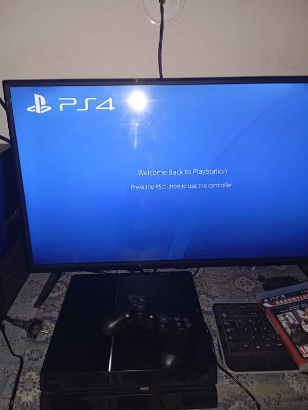 PS4 fat 500gb with 1 new controller 5