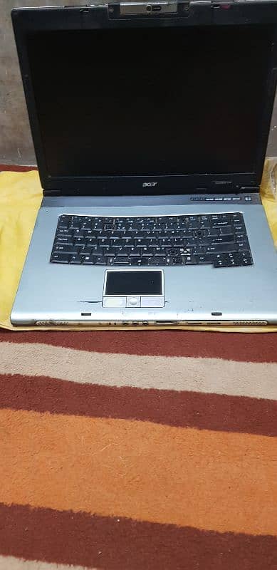 acer TravelMate 4220 Series  Model No = ZB2 0