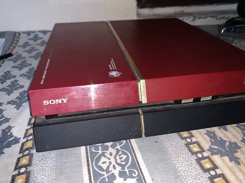 PlayStation 4 (PS4) for Sale 1