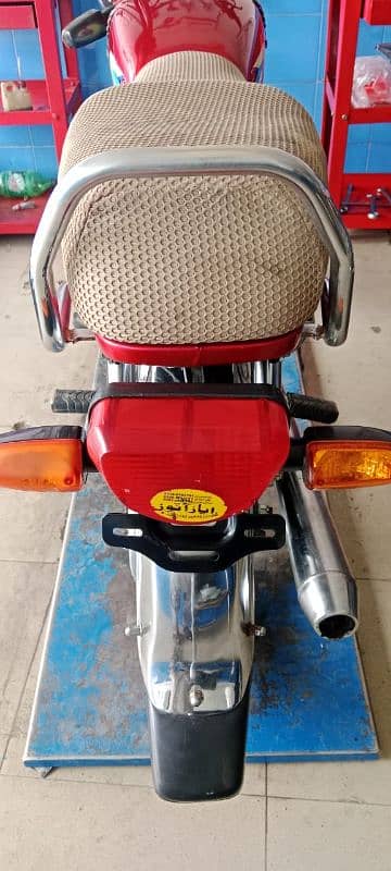 Honda 21 model one hand used 3