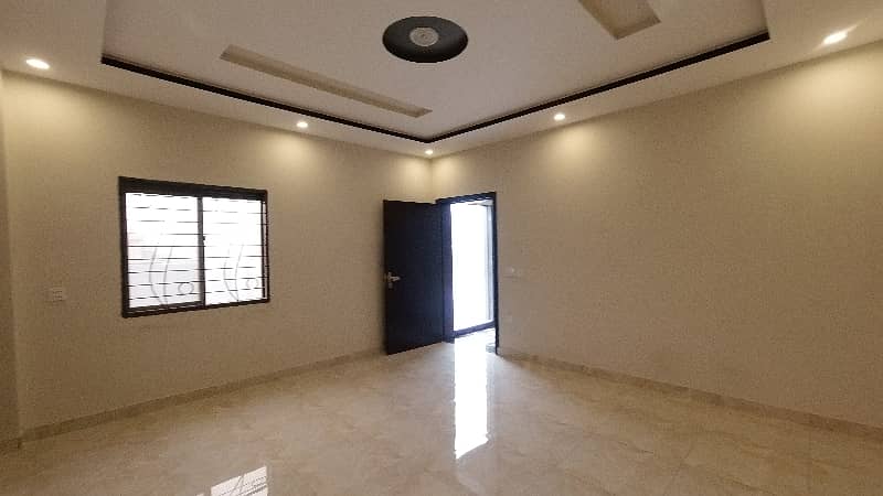 Beautifully Constructed House Is Available For Sale In Bismillah Housing Scheme 23