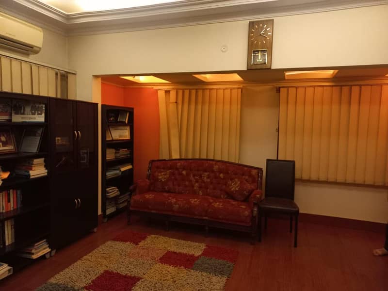 600 yds Single Story Bungalow in Gulshan e Iqbal Block 6 22