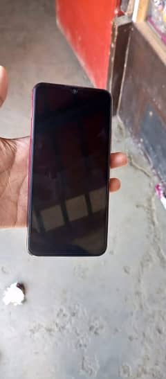 Vivo y11  3GB / 32GB with box Urgent sell phone 03008150032