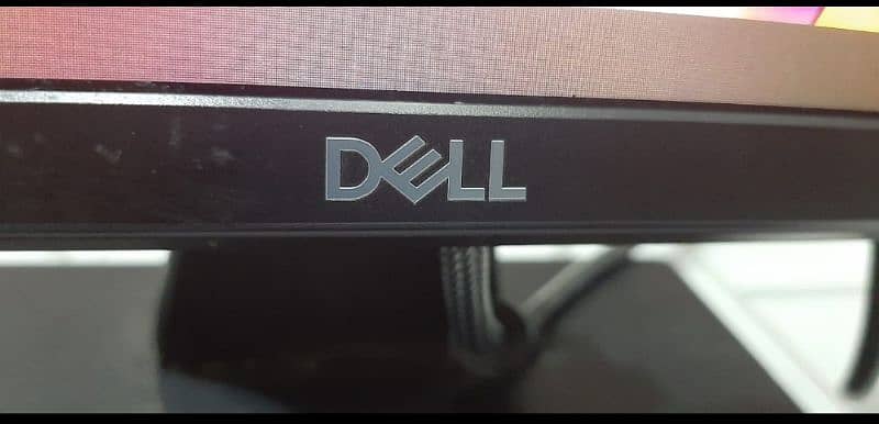 Dell 22inch IPS Borderless HDMI Gaming LED Monitor 2