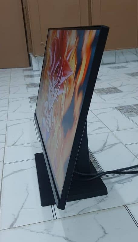 Dell 22inch IPS Borderless HDMI Gaming LED Monitor 5