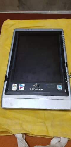 FUJITSU