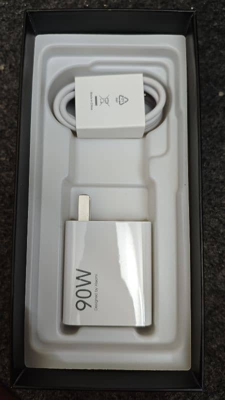 Xiaomi 90W Charger 0