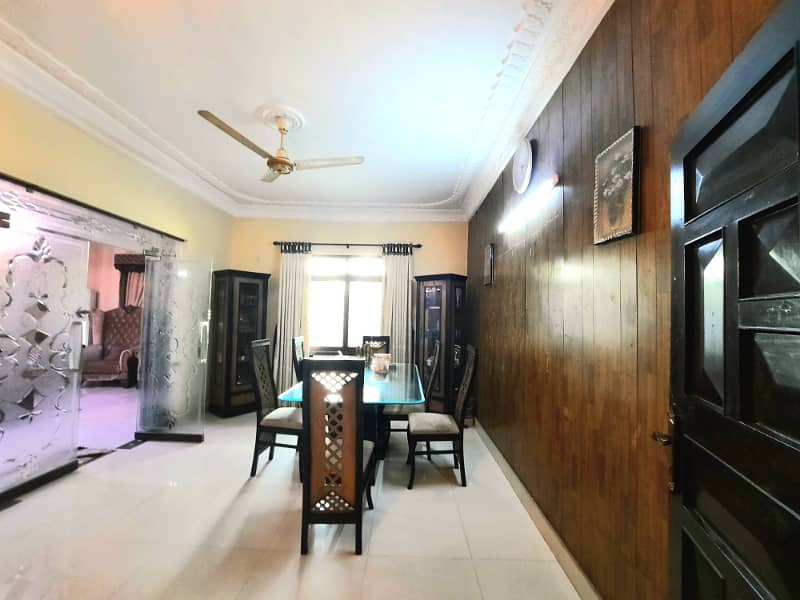 312 Yards Corner West Open House 60 Feet Road Gulshan E Iqbal 13D1 8