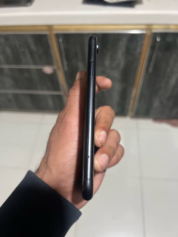 iphone XR pta approved 5