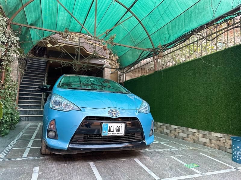 Toyota Aqua 2013 1