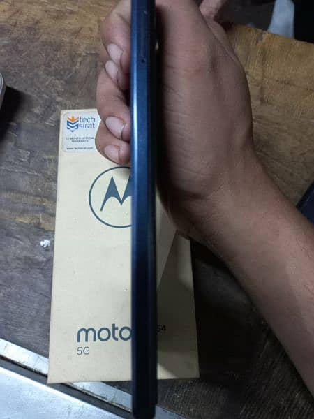 moto G54 8/256 bulk memory  fresh piece 5 month used only 2